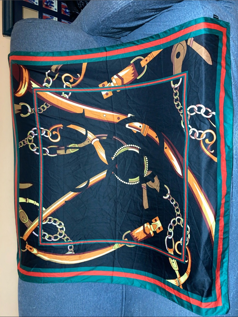 Men's or women’s miscellaneous shawls. ALL REPS